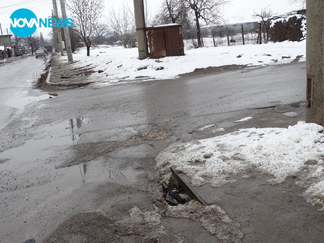 Без улично осветление