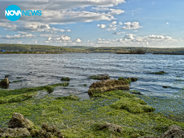 Варненското езеро