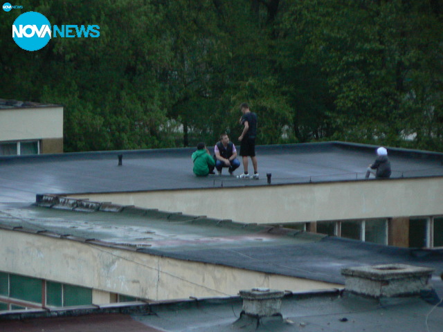 Знаем ли какво правят децата ни, когато са навън?