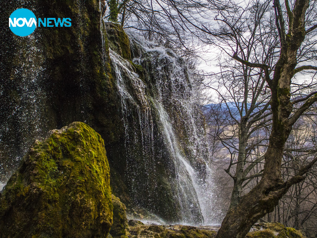 Етрополски водопад "Варовитец"