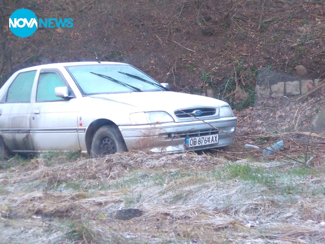 Изоставена кола