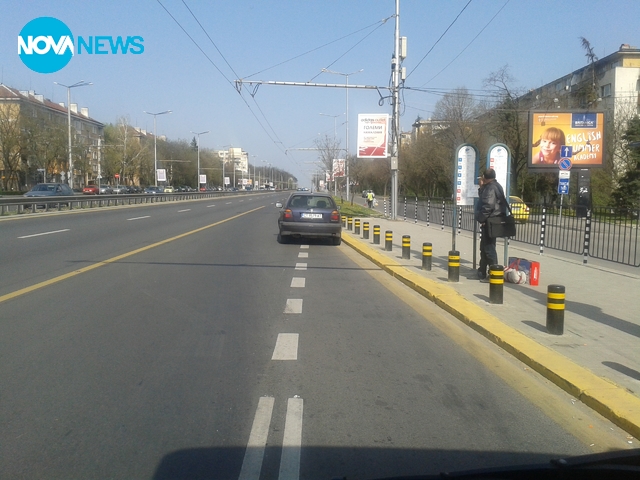 Така се спира на спирка!