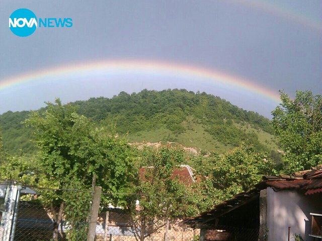 Уникална двойна дъга