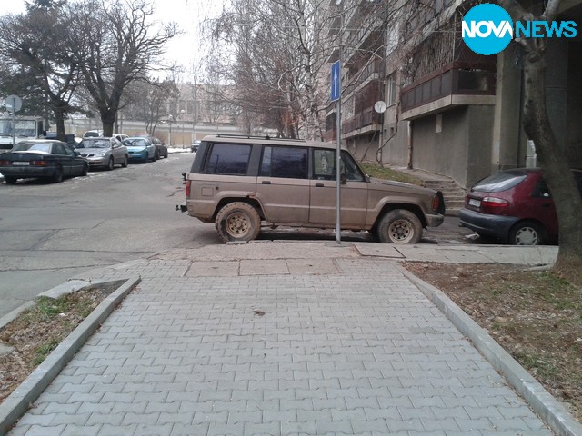 Нов тротоар