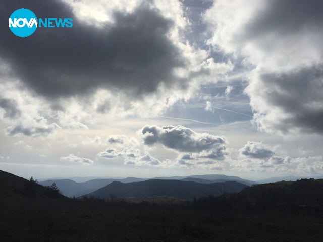 Красиви облаци