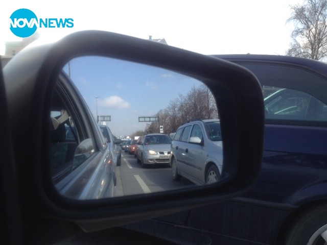 Задръстване на изхода от София