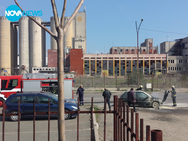 Пожар на кола в Бургас