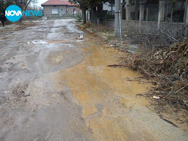 Червен бряг