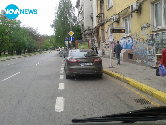 Така се спира на спирка!