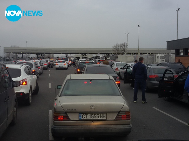 Огромно задръстване на ГКПП "Капитан Андреево"