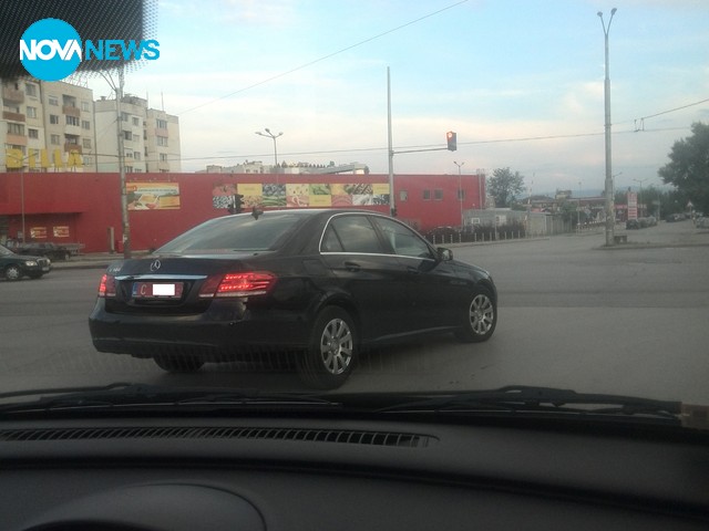 Нарушения на дипломатически автомобили