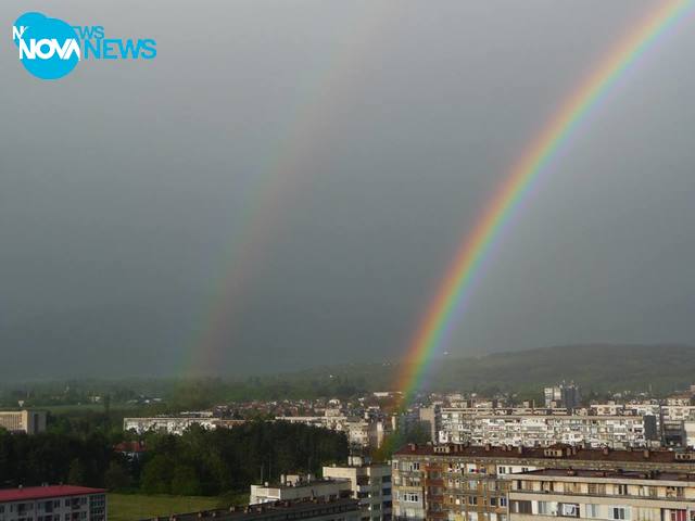 Красива двойна дъга над Казанлък!
