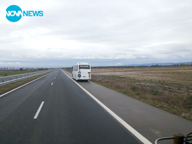 10 дни автобус стои в аварийната лента на АМ "Тракия"