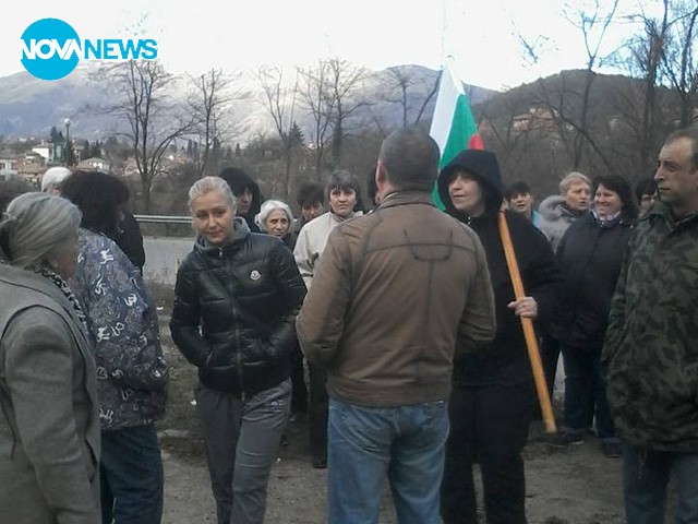 Работниците от "Интенданско Обслужване" в Калофер излязоха на протест