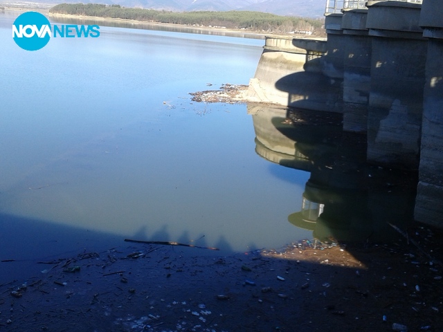 Мръсотия до язовир "Копринка"