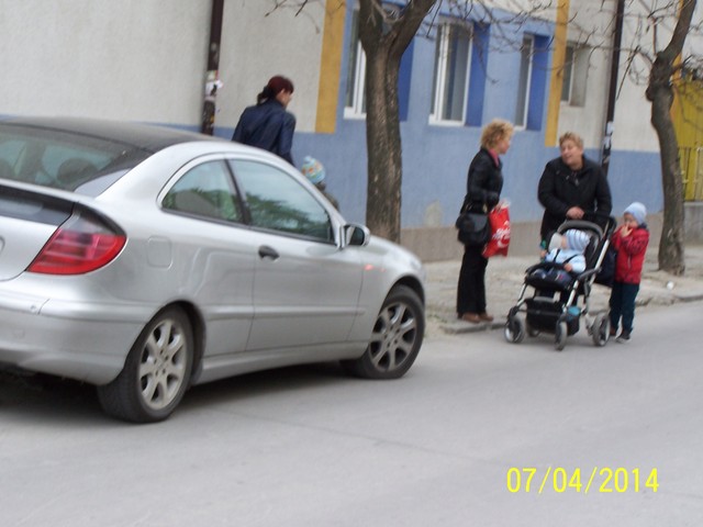 Без отговор от "отговорните"