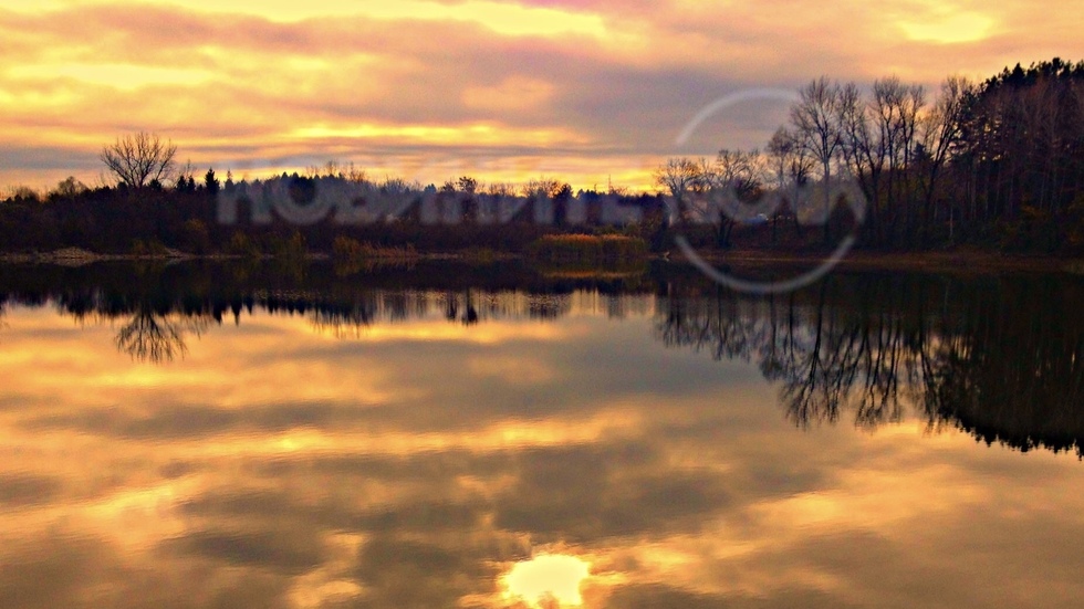 Есенни залезни отражения