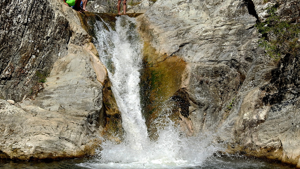 Сини вир - водопадът в сърцето на Котленския Балкан!