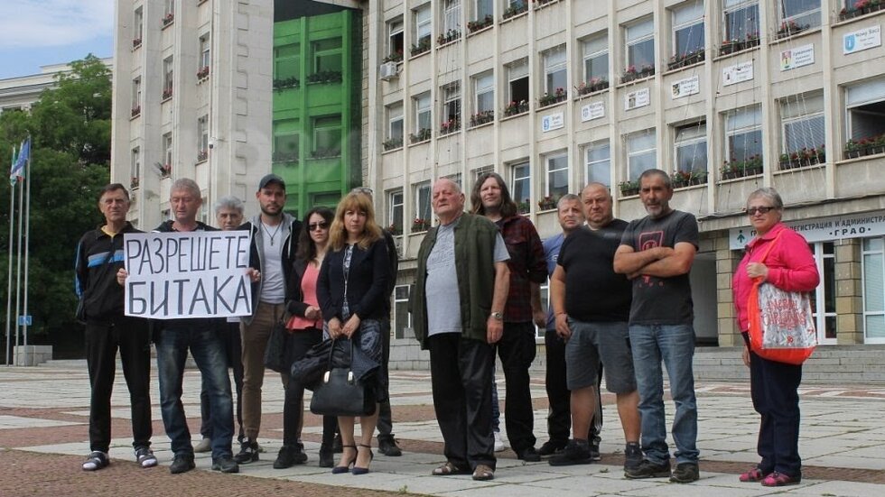 Затворени пазари за промишлени стоки в почти цяла България