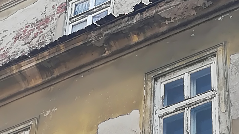 Опасна сграда в центъра на София