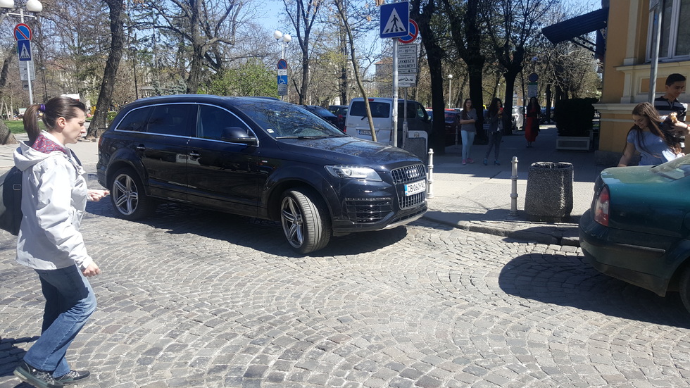 Безскрупулно паркиране