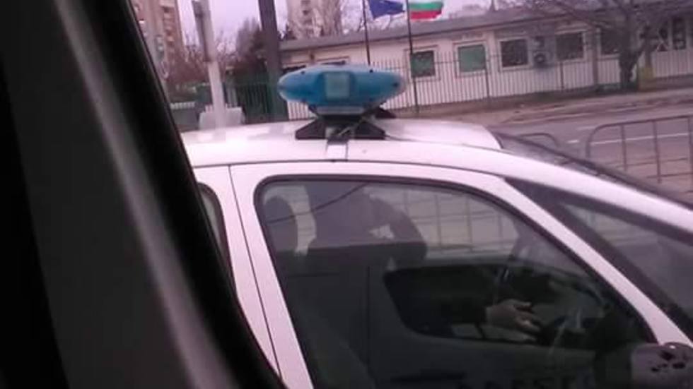 Нас за тези дейности ни глобяват, а тях кой ще глоби?