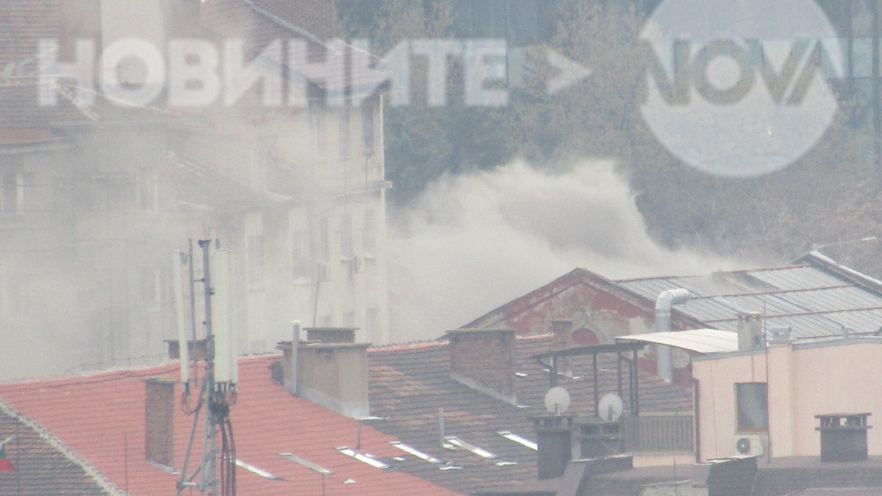 Голям пожар в центъра на София