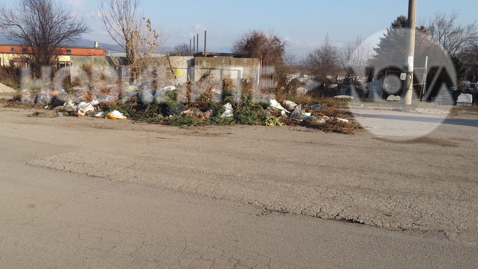 Сметище в Нови Искър
