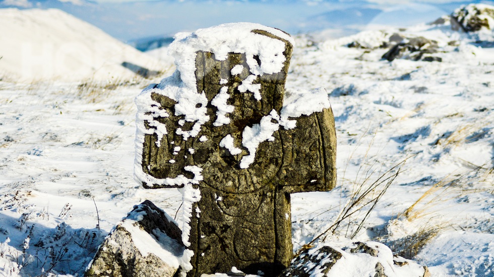 Кръстът на връх Петровски кръст