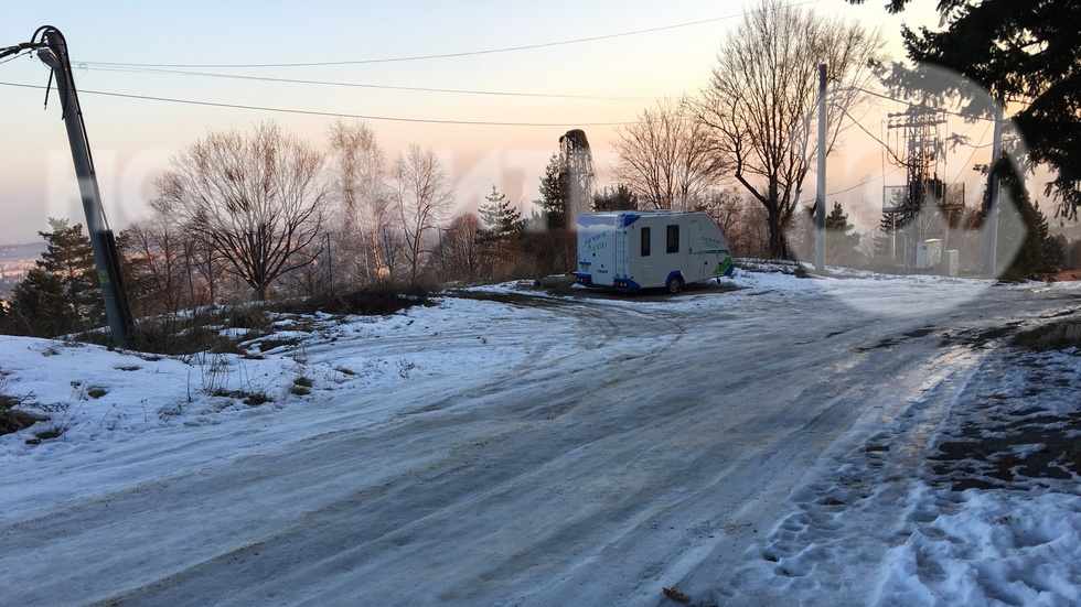 Стар Беловодски път - ледена пързалка
