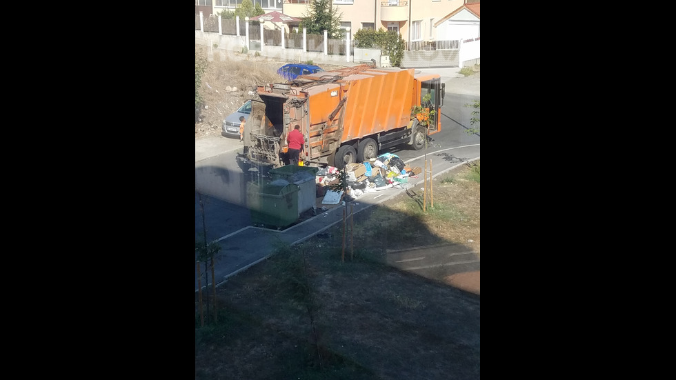 Неправилно изхвърляне на боклуци в Бургас