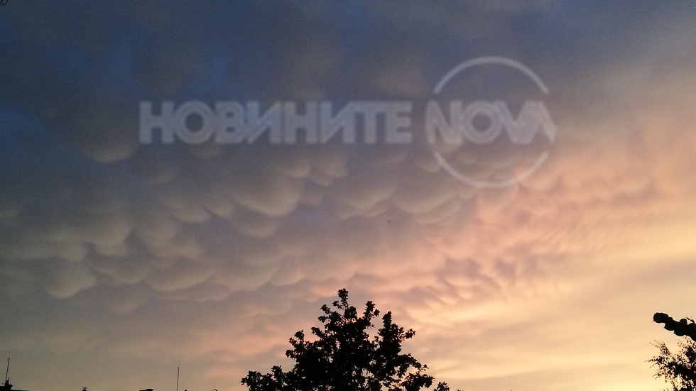 Памукови облачета над Русе