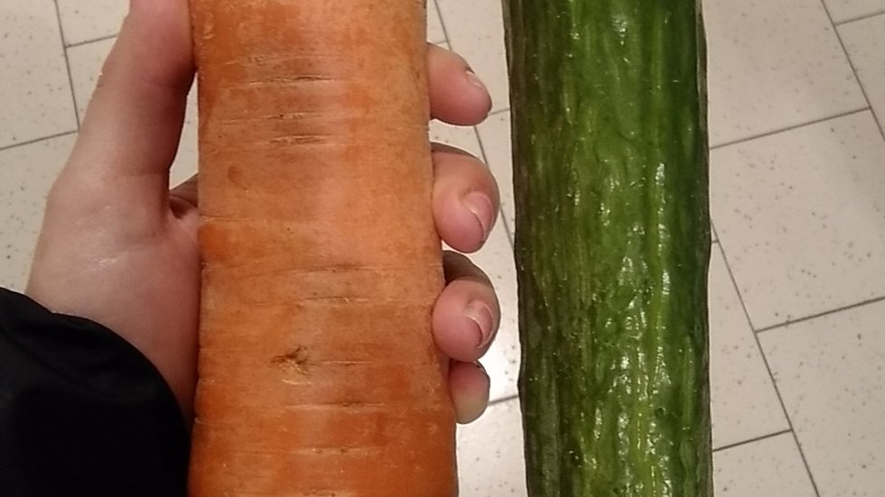 Огромни моркови