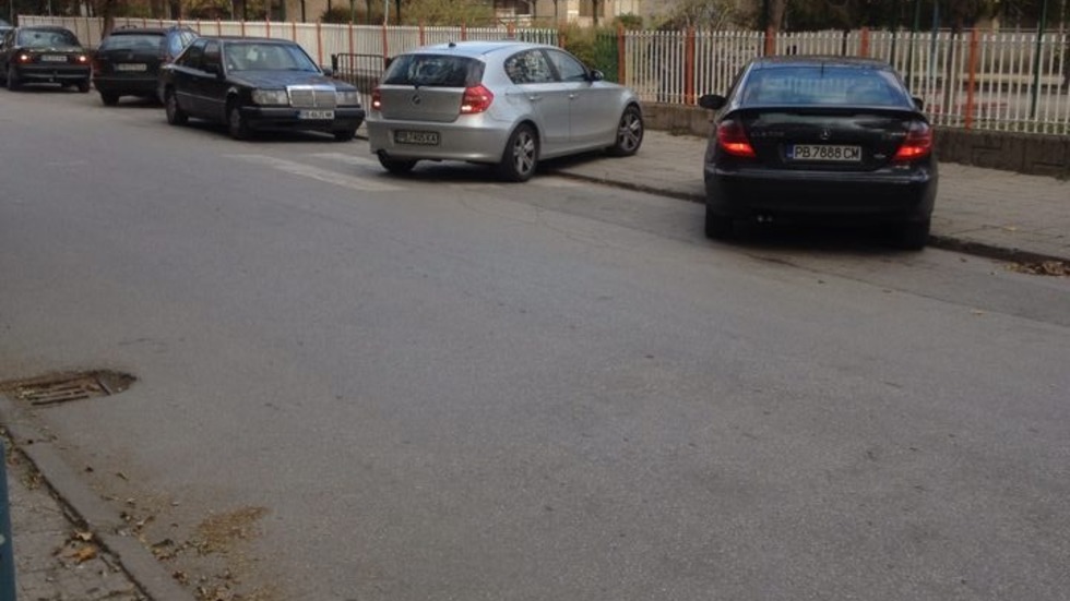 Така се паркира в Пловдив