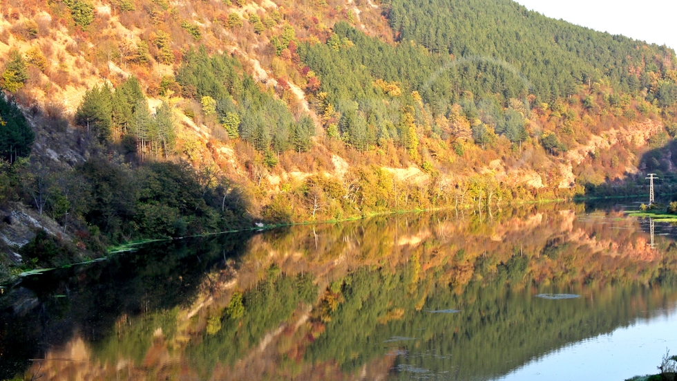 Есен в Искърското дефиле
