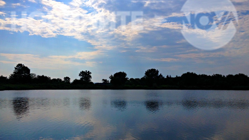 Утринна красота от езерото в Скобелев парк-Плевен