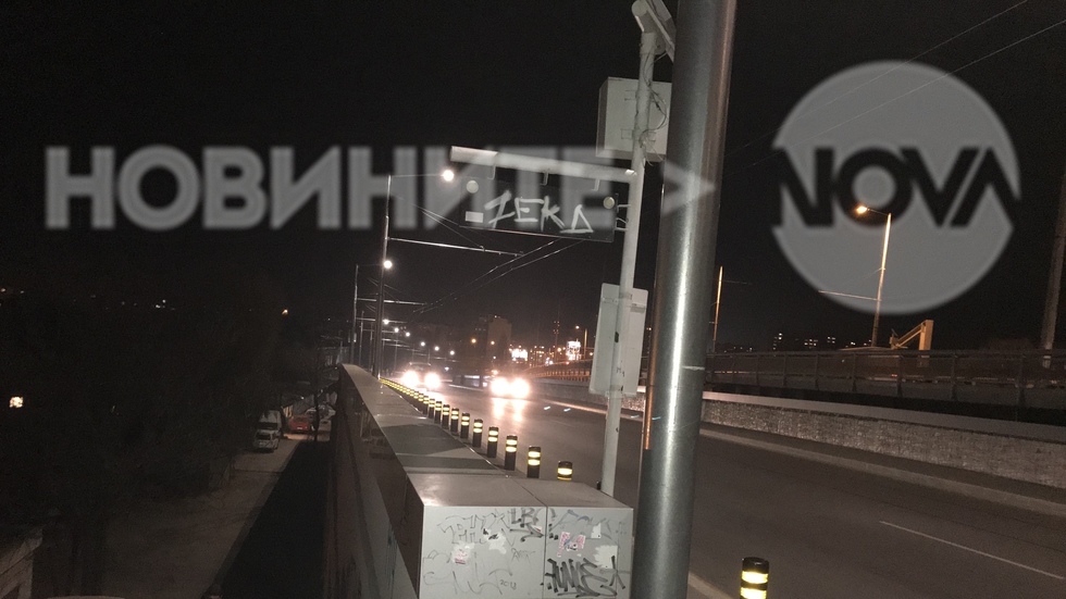 Нероботещо осветление на стълбите на ремонтирания мост "Чавдар"