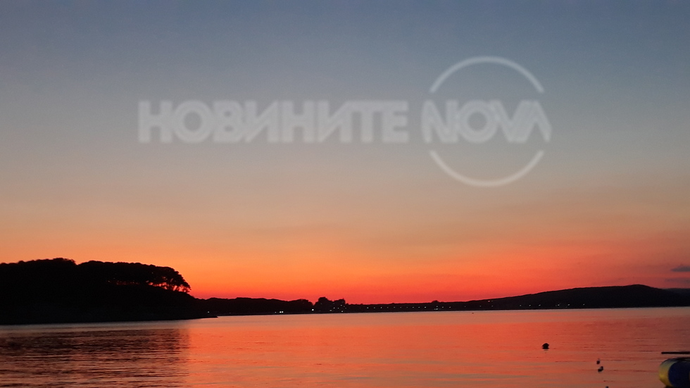 Залез на плаж Атлиман в Китен