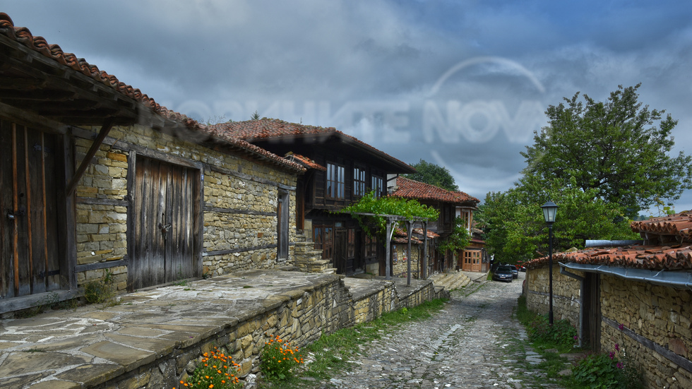 По калдаръмените улички на Жеравна