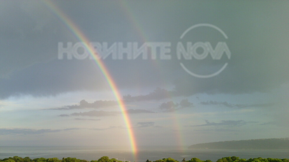 Небесни дъги над Варна