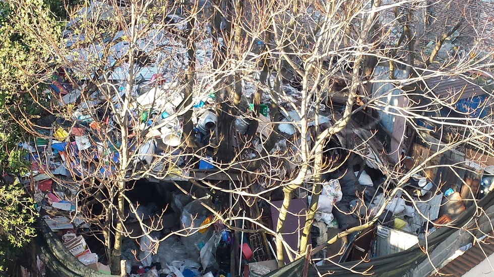 Пункт за боклуци в центъра на София