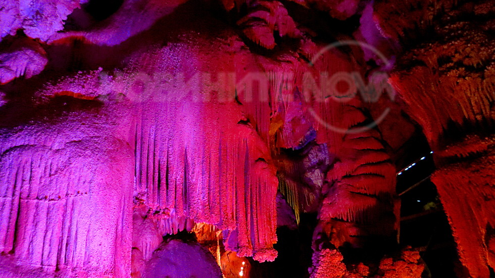 Невероятно красивата пещера „Венеца“ !