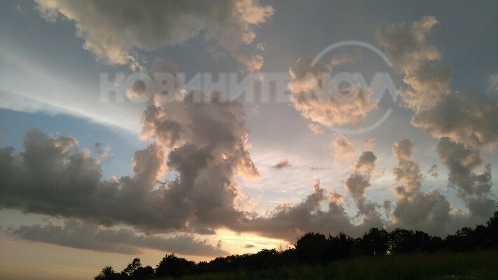 Залез над село Топчии