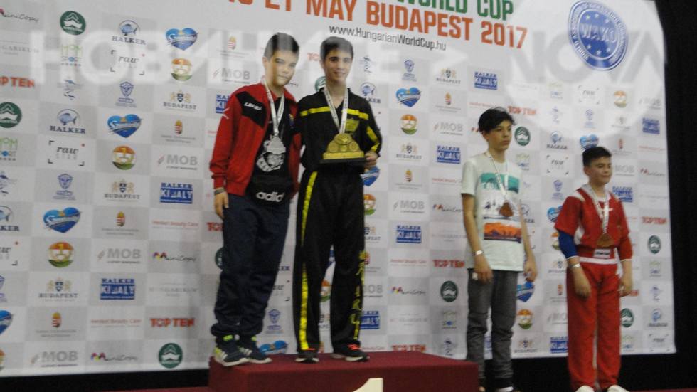Победа на световно състезание на български деца