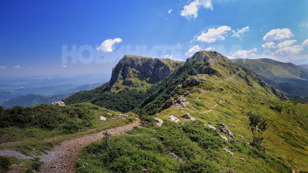 Красотата на връх "Козя стена"
