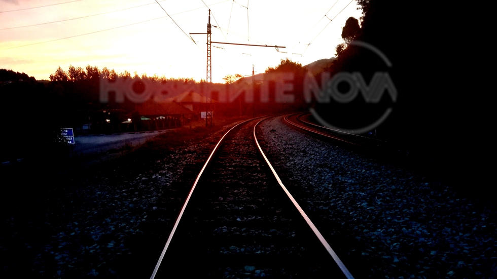 Краят на деня! Залез над река Искър край Зверино