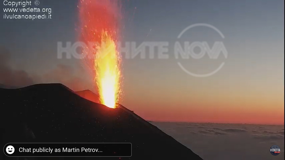 Отново, вулкан Стромболи изригна!