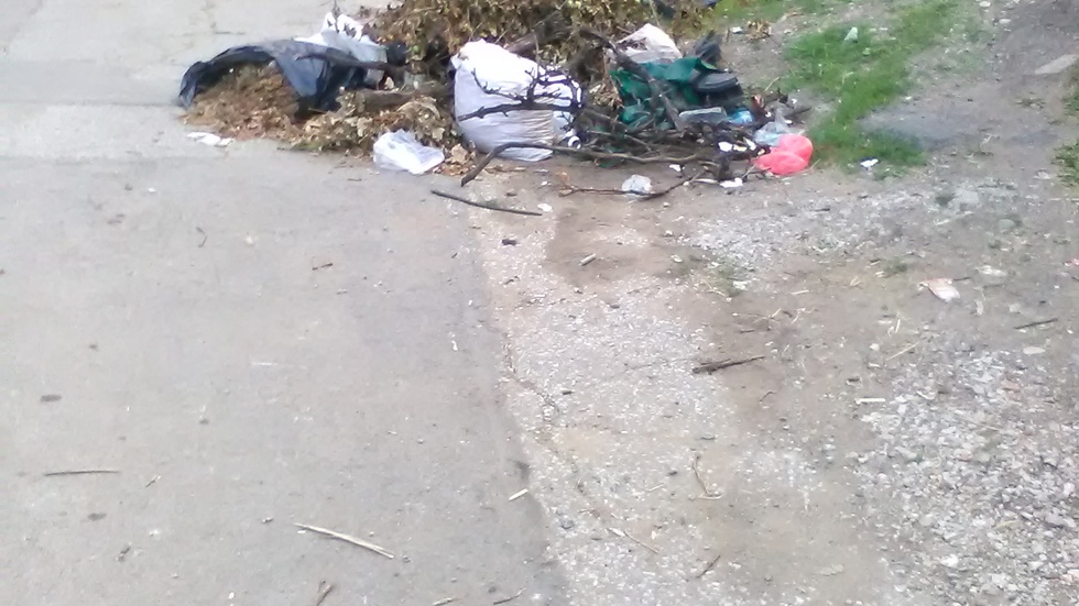 Изхвърляне на боклук в Суходол