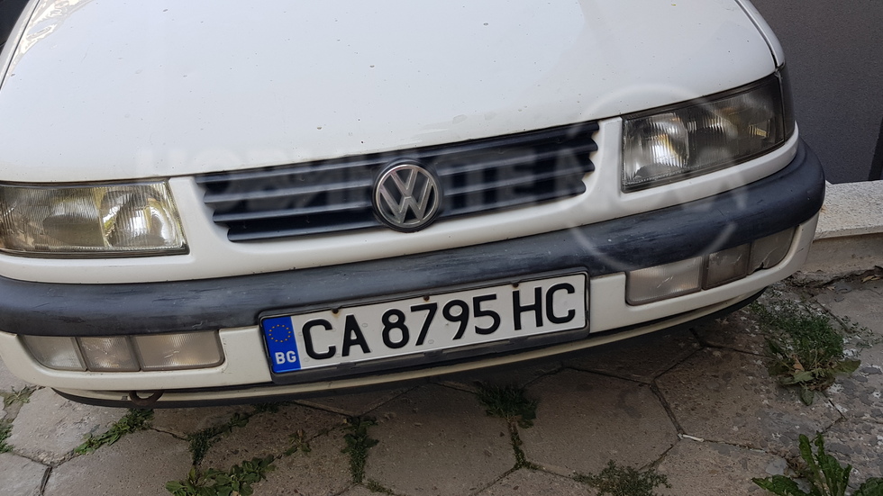 Паркиране на тротоара