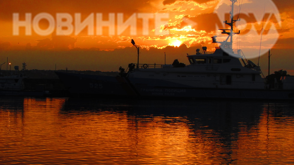 Залез над пристанище Созопол